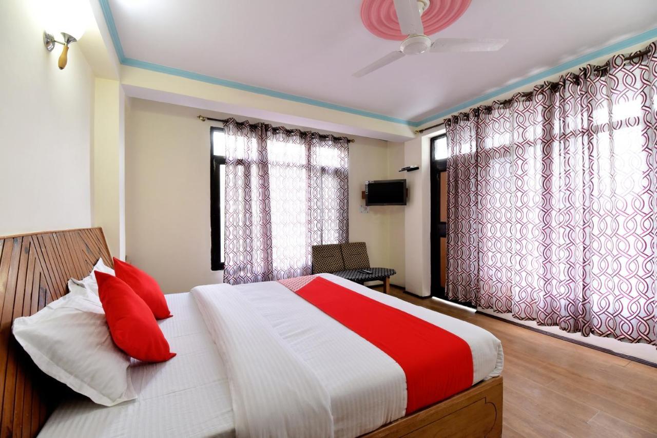 Oyo Hill View Hotell Manāli Eksteriør bilde